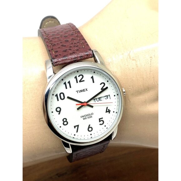 Timex Men's Watch T20041 Quartz Indiglo White Dial Day Date Leather Strap 35mm - Picture 11 of 14